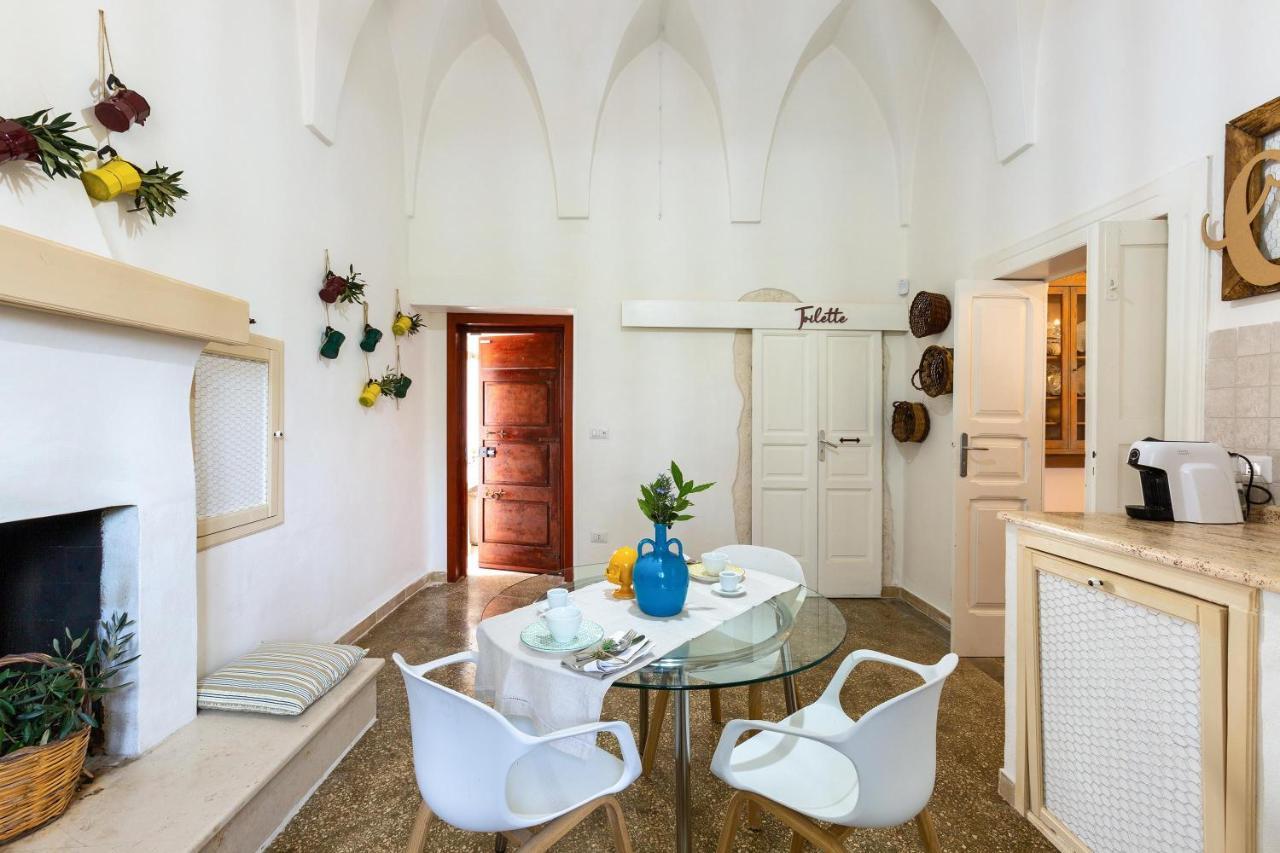 Villa Thea Charming House กาโรวิญโญ ภายนอก รูปภาพ